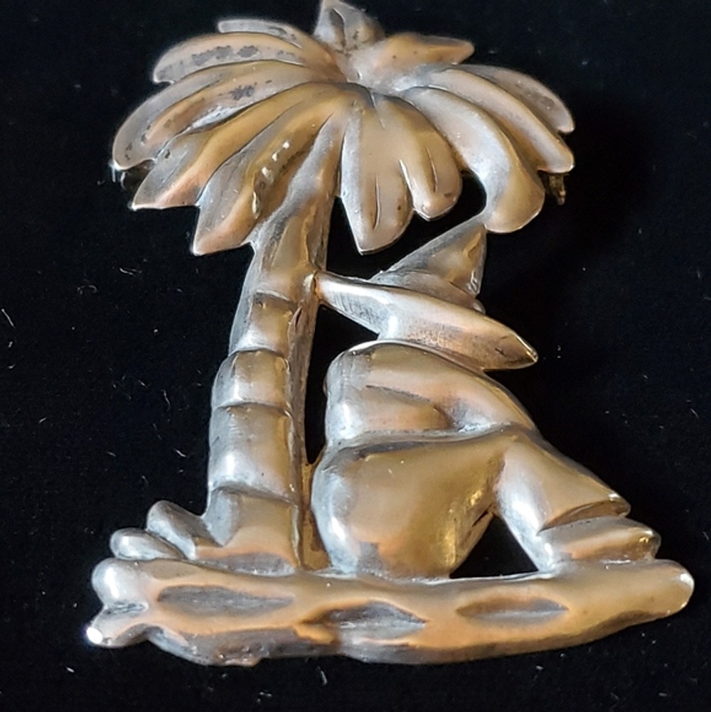 Vintage Sterling Resting Siesta Figure Brooch